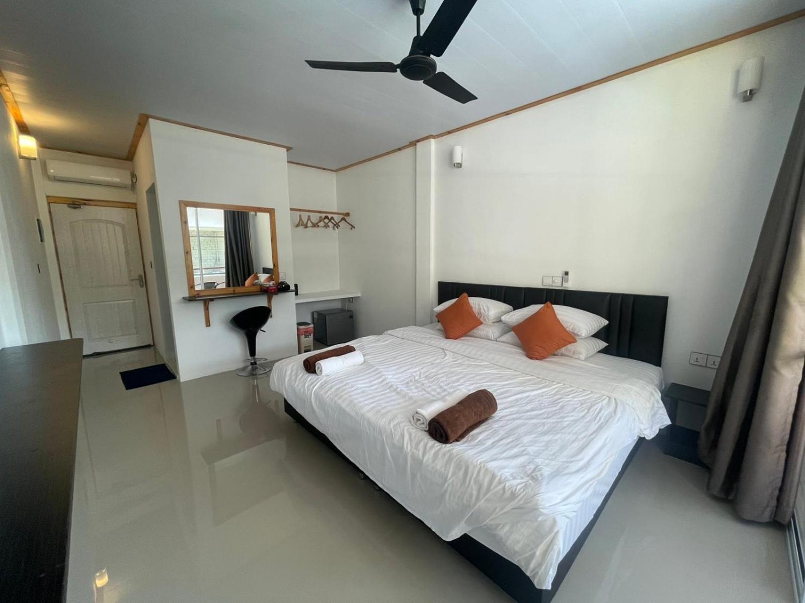 Dacha Thoddoo White Sand Extérieur photo